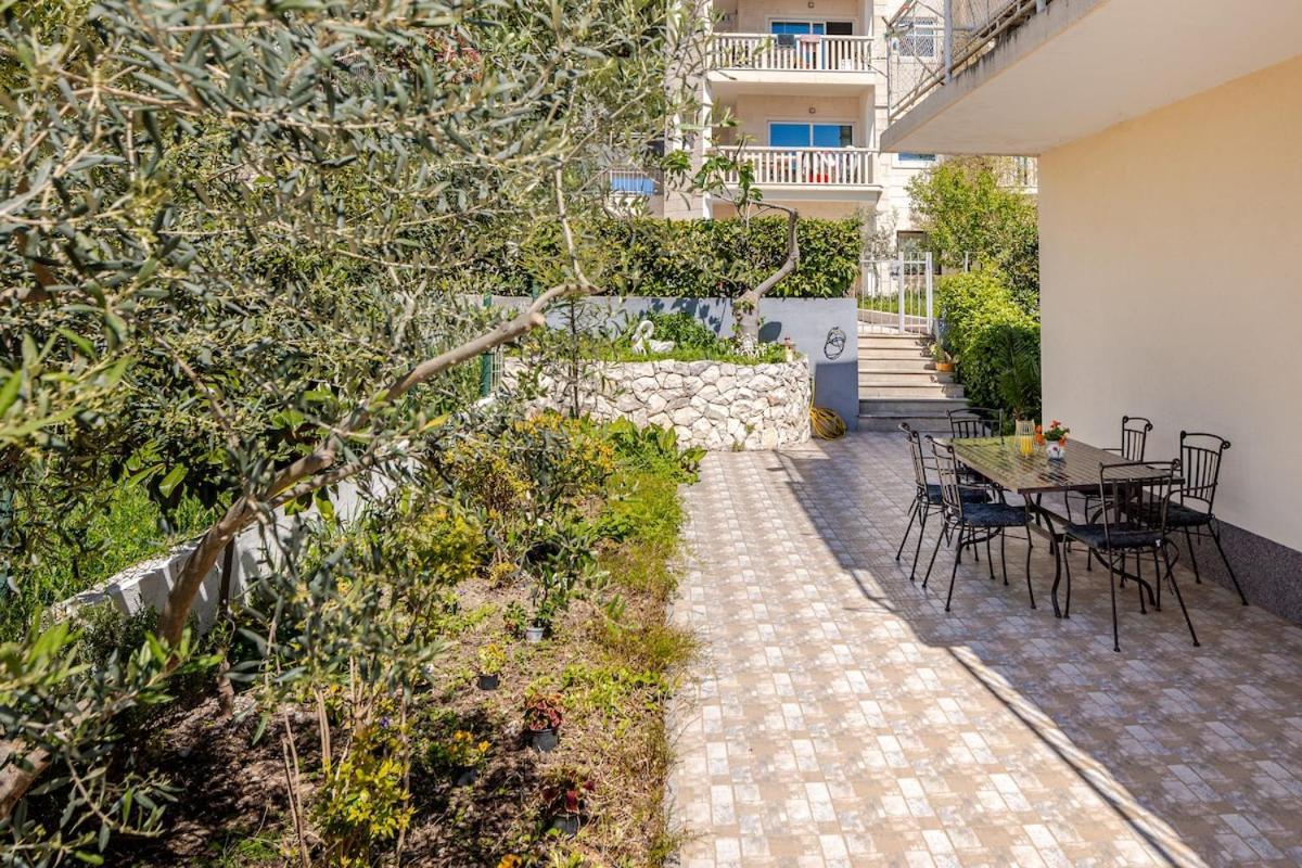 Apartment Lu Спліт Екстер'єр фото