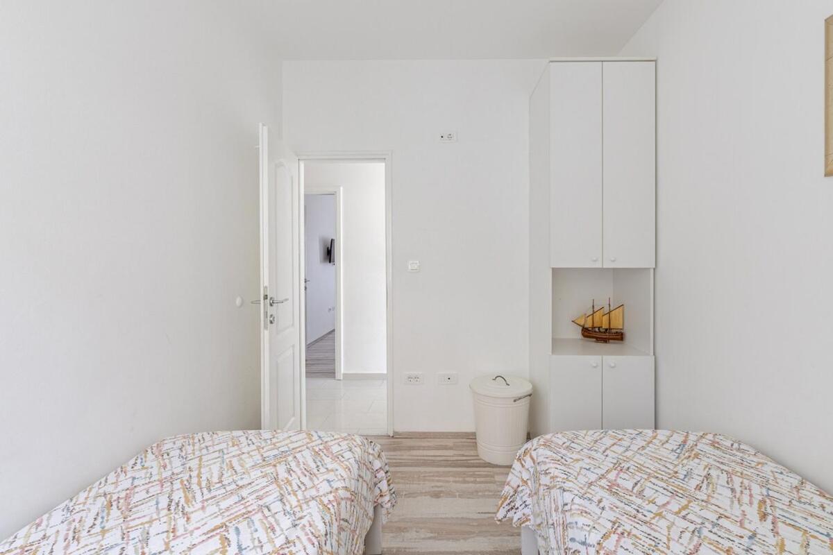 Apartment Lu Спліт Екстер'єр фото