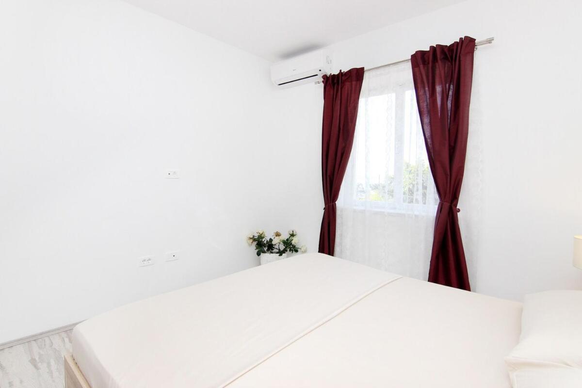 Apartment Lu Спліт Екстер'єр фото
