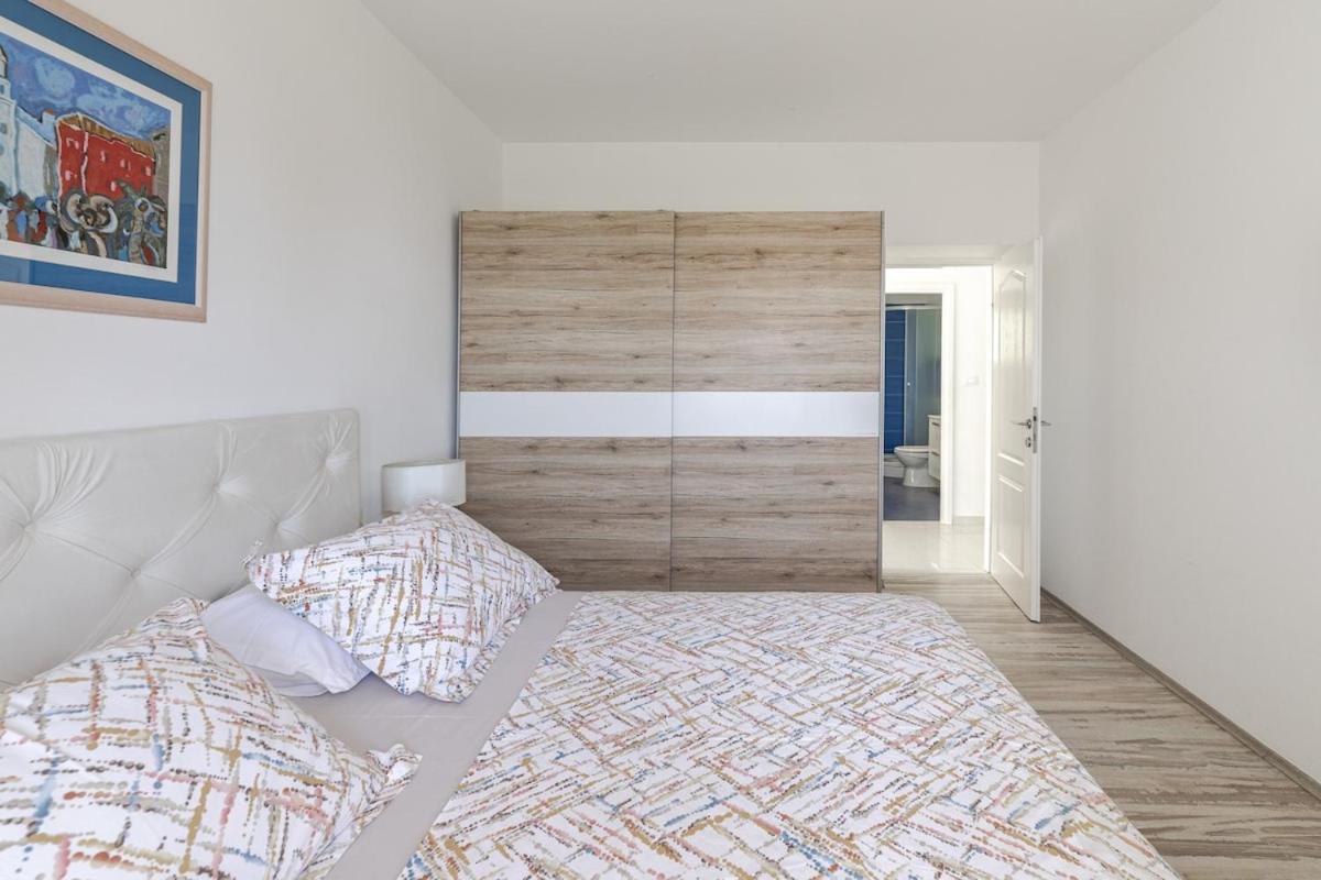 Apartment Lu Спліт Екстер'єр фото