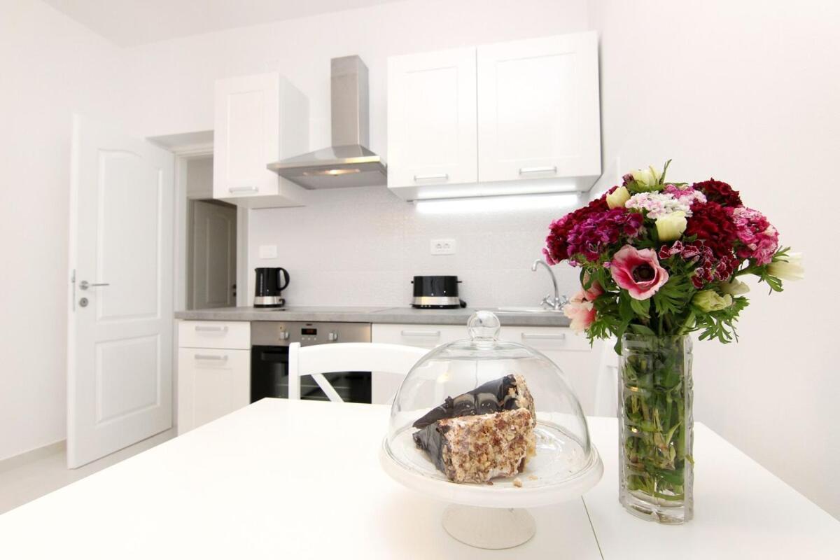 Apartment Lu Спліт Екстер'єр фото