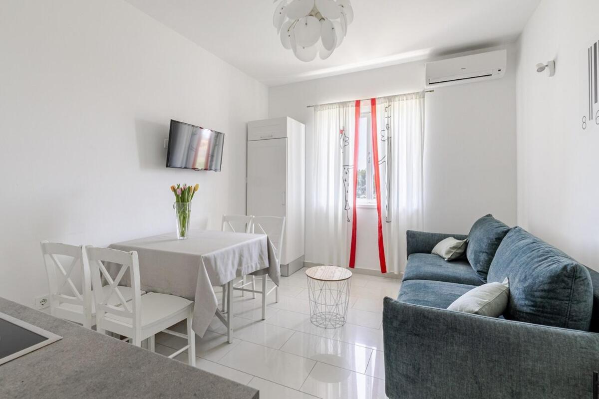 Apartment Lu Спліт Екстер'єр фото